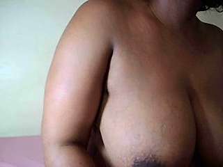 2LAAH naked stripping on cam for live sex video chat