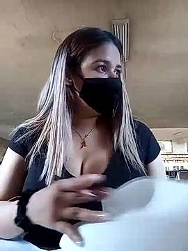 AliceStarshine naked stripping on cam for live sex video chat