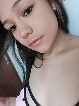 Alyshanon18 naked stripping on cam for live sex video chat