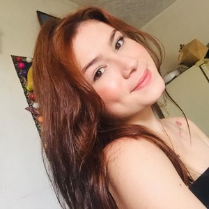 Anne_1809 naked before webcam in live video chat