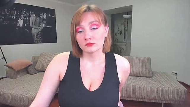 BerthaBrown naked stripping on cam for live sex video chat
