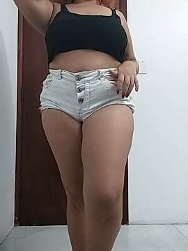 BlairSpring naked stripping on cam for live sex video chat