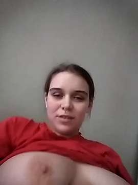 ElisaWet naked stripping on cam for live sex video chat