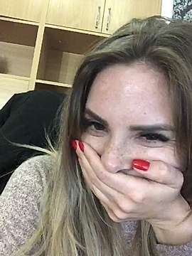 Fantasy-Alice naked stripping on cam for live sex video chat