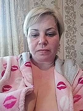 FastReflex naked stripping on cam for live sex video chat