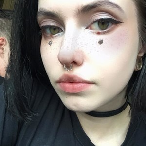 G0ddesss_ naked before webcam in live video chat