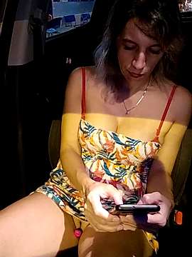 Gatitacarlita naked stripping on cam for live sex video chat
