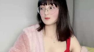 horseManila naked stripping on cam for live sex video chat