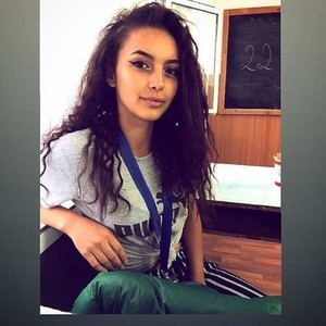 Hotadry18 naked before webcam in live video chat