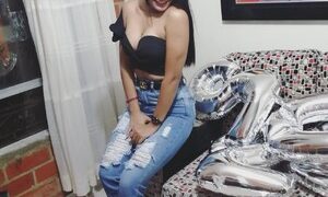 Isabella_72 naked before webcam in live video chat