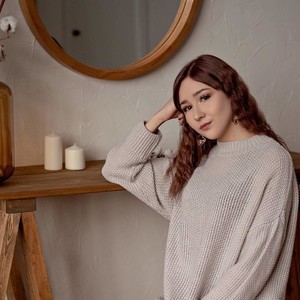 JaciJuicy naked before webcam in live video chat