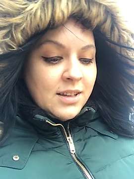 JessicaSimmonsburns naked stripping on cam for live sex video chat