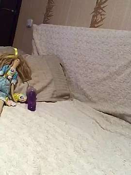 KarinaXSunQ naked stripping on cam for live sex video chat