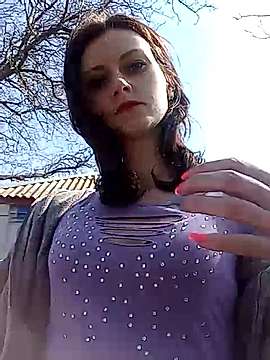 LeonaSea naked stripping on cam for live sex video chat