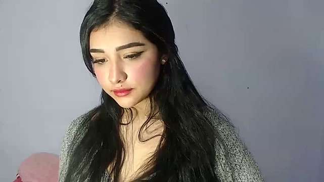 lily_fox_ naked stripping on cam for live sex video chat