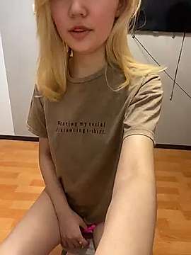 Little_bunny_cute naked stripping on cam for live sex video chat