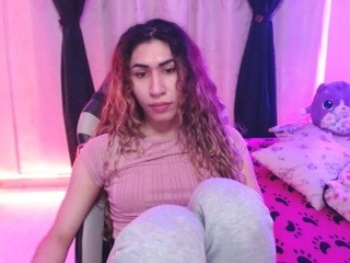 M….L…. nude Live Sex Chat
