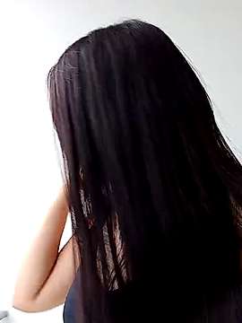MaddieXXX naked stripping on cam for live sex video chat
