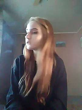 Malvina_Sweet_ naked stripping on cam for live sex video chat
