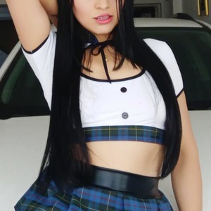 Miiss_mary naked before webcam in live video chat