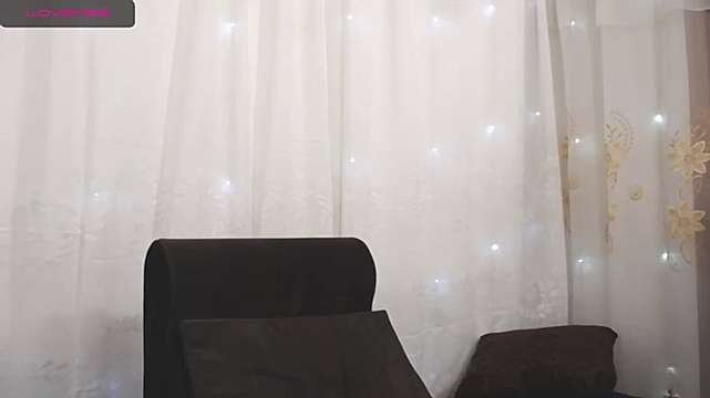 miss–flora naked stripping on cam for live sex video chat