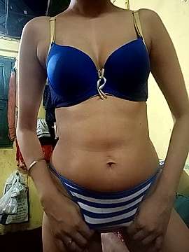 Miss_Trina naked stripping on cam for live sex video chat