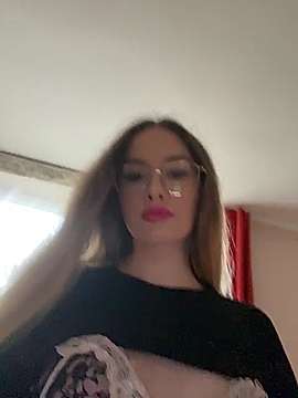 mollyxxx naked stripping on cam for live sex video chat