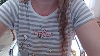 Mona_Lisa_ naked stripping on cam for live sex video chat