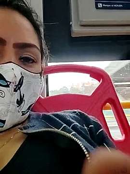 nathasa_clauss naked stripping on cam for live sex video chat