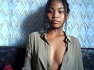naya86 naked stripping on cam for live sex video chat