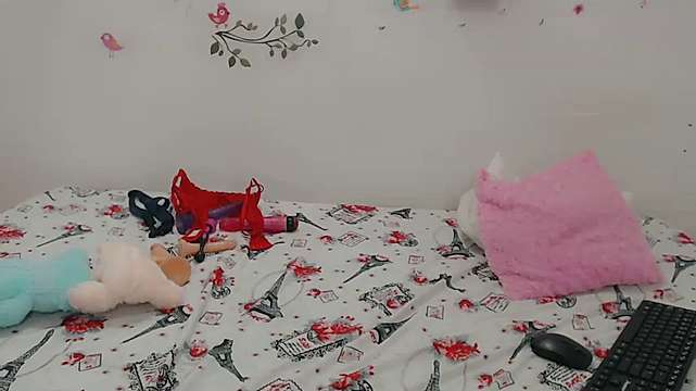 pussy_hot16 naked stripping on cam for live sex video chat