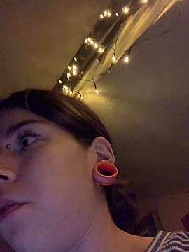 roropeque naked stripping on cam for live sex video chat