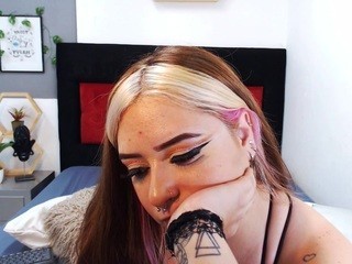 Sabina Kundera nude Live Sex Chat