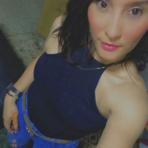 Sashabreck naked before webcam in live video chat