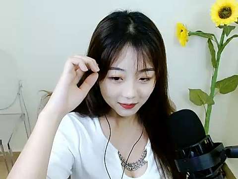 _Sicily__ naked stripping on cam for live sex video chat