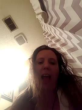 sickgrinder naked stripping on cam for live sex video chat