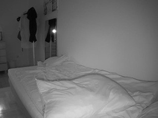 voyeurcam-julmodels-greybed-2 nude Live Sex Chat