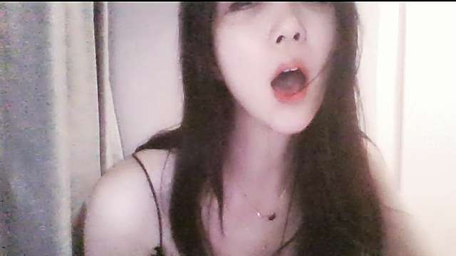 weilei6661 naked stripping on cam for live sex video chat