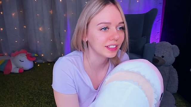 YouredKate naked stripping on cam for live sex video chat