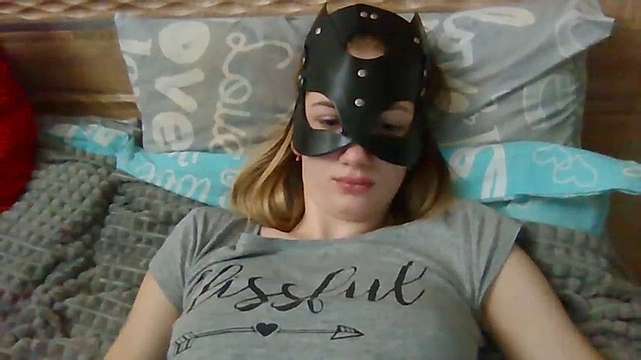 13LoveSex13 naked stripping on cam for live sex video chat