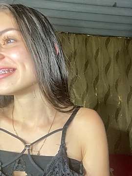 deidara98 naked stripping on cam for live sex video chat