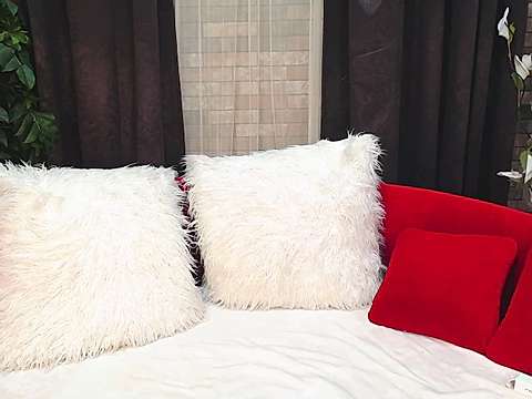 Erika_163 naked stripping on cam for live sex video chat