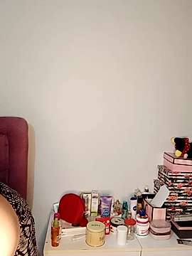 Gamze2020 naked stripping on cam for live sex video chat