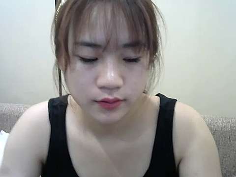 Helen_30 naked stripping on cam for live sex video chat