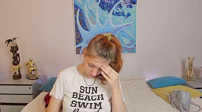 hottygingerr1 naked stripping on cam for live sex video chat