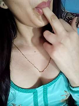 kaurpreet_punjabi67 naked stripping on cam for live sex video chat