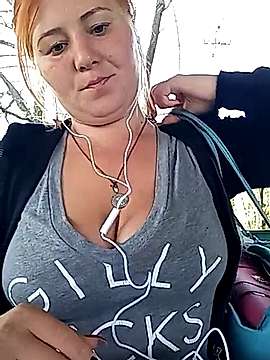 kristina2808 naked stripping on cam for live sex video chat