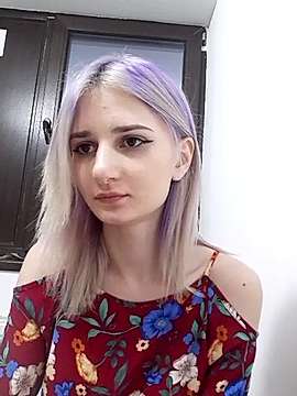 m00NLIght01 naked stripping on cam for live sex video chat