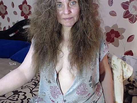 MEGAN37 naked stripping on cam for live sex video chat