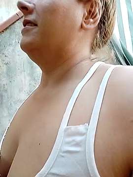 Niter naked stripping on cam for live sex video chat